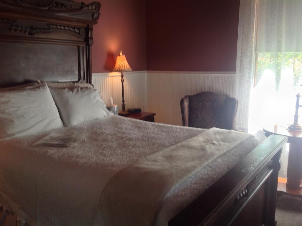 Inn On The Creek Salado Room photo