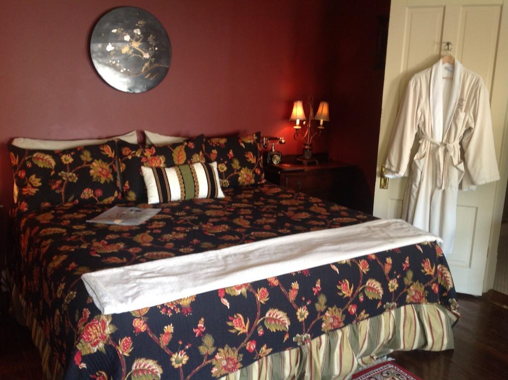 Inn On The Creek Salado Room photo