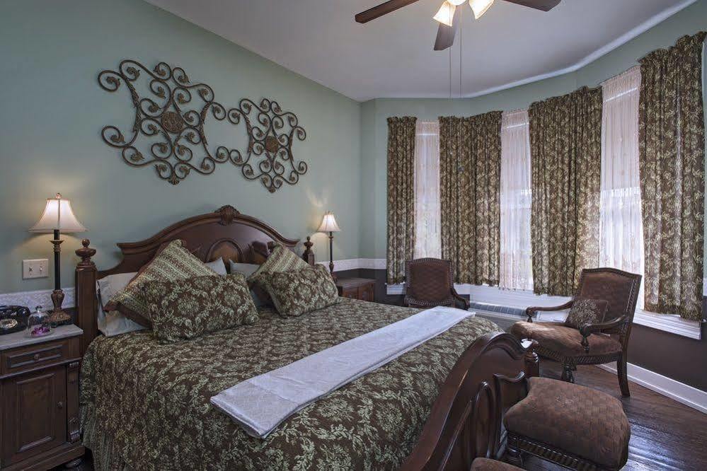 Inn On The Creek Salado Exterior photo
